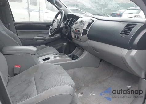 2011 Toyota Tacoma Base V6 z USA, uszkodzony, nr VIN 3TMMU4FN9BM032008